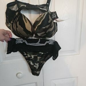 Camo Bra & Underwear Set